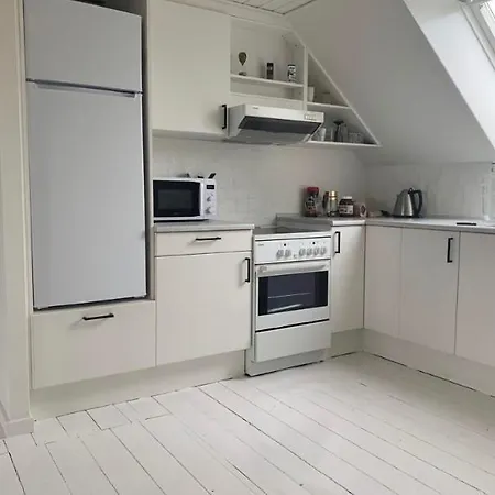Hyggelig Lejlighed Med Havudsigt *